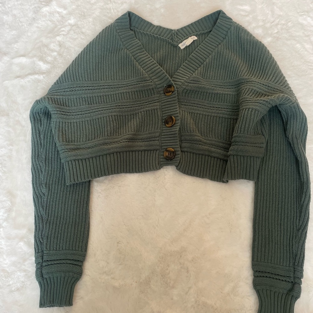 Green Aeropostale Cropped Sweater